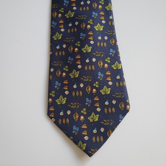 Salvatore Ferragamo 100% Silk Tie Leaves Mushroom Acorn Blue Made in Italy - Picture 3 of 13